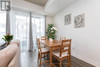 1808 St Clair Ave W in Toronto, ON - Building Photo - Building Photo