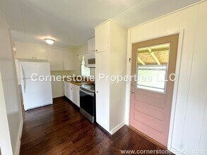 528 Oneawa St in Kailua, HI - Building Photo - Building Photo