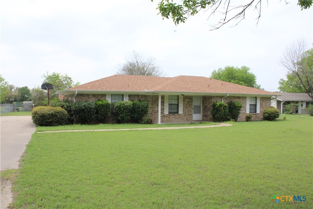 2226 University Dr in Belton, TX - Building Photo