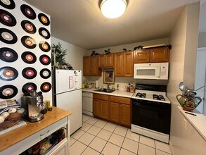 3069 Oakland in Milwaukee, WI - Foto de edificio - Interior Photo