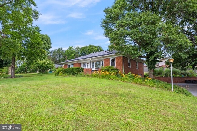340 Mary Ave in Westminster, MD - Foto de edificio - Building Photo