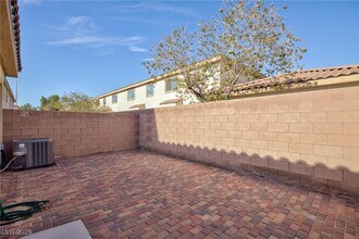 1410 Pink Dawn Dr in Henderson, NV - Building Photo - Building Photo