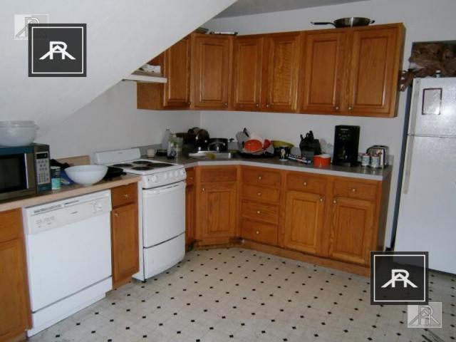 property at 18 Greylock Rd