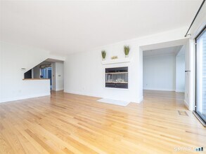 36 Wilton Crst in Wilton, CT - Building Photo - Building Photo