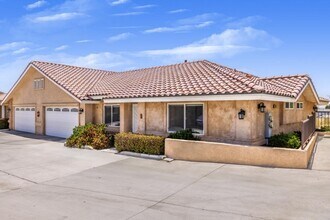 16201 Viho Rd in Apple Valley, CA - Building Photo - Building Photo