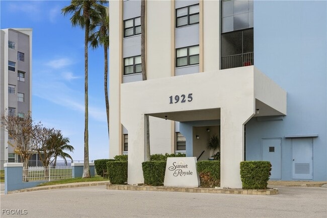 property at 1925 Clifford St