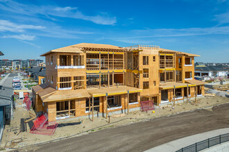 The Streams of Lake Mahogany in Calgary, AB - Building Photo - Building Photo