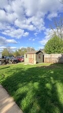 1631 Mount Rose Ave in York, PA - Foto de edificio - Building Photo