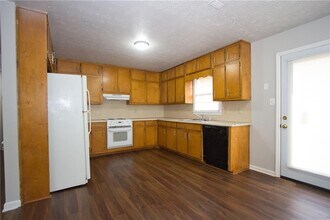 3252 Inez Dr in Snellville, GA - Building Photo - Building Photo