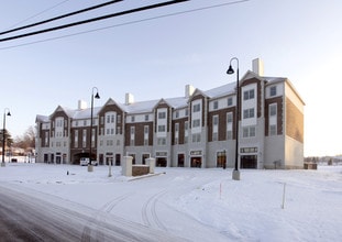 The Village at Anna Dean in Barberton, OH - Building Photo - Building Photo