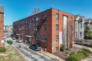 4909 CENTRE AVE in Pittsburgh, PA - Building Photo