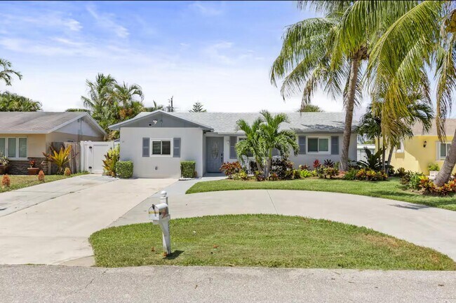 337 Balsam St in Palm Beach Gardens, FL - Building Photo - Building Photo