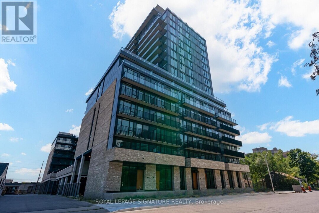 88 Agnes St in Mississauga, ON - Building Photo