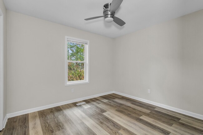 1106 Navidad Bank Ct in New Bern, NC - Building Photo - Building Photo