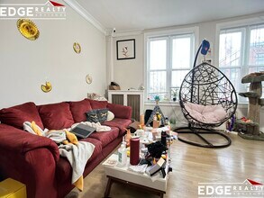 29 Linden St, Unit 1 in Boston, MA - Foto de edificio - Building Photo