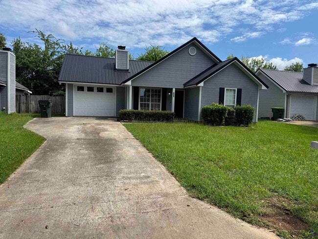 property at 105 Westoak Ct