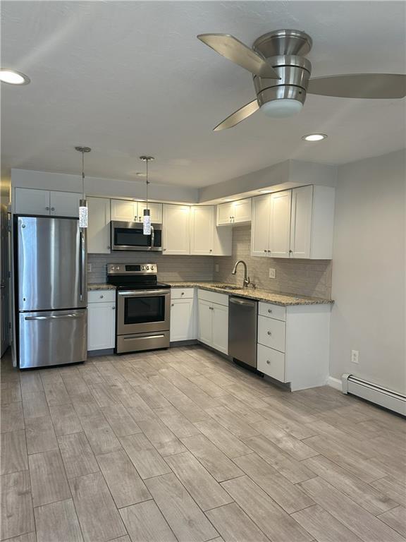 20 Hurdis St in North Providence, RI - Foto de edificio - Building Photo
