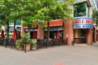 4607 N Carlin Springs Rd, Unit #A in Arlington, VA - Foto de edificio - Building Photo