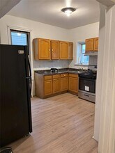30-23 83rd St, Unit 2A Second Floor in Queens, NY - Building Photo - Building Photo