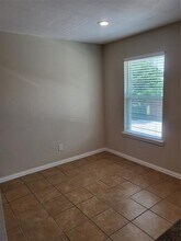2016 Paisley Dr in Arlington, TX - Building Photo - Building Photo