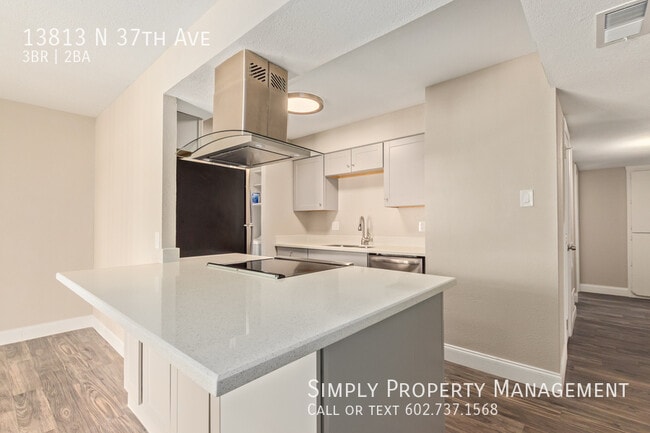 13813 N 37th Ave in Phoenix, AZ - Building Photo - Building Photo