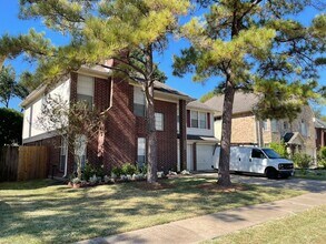 16434 Concord Falls Ln in Sugar Land, TX - Building Photo - Building Photo
