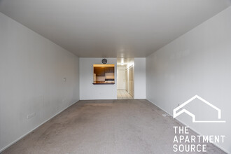 7308 W North Ave, Unit #1M in Elmwood Park, IL - Building Photo - Building Photo