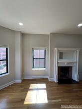 557 Columbus Ave, Unit 301 in Boston, MA - Foto de edificio - Building Photo