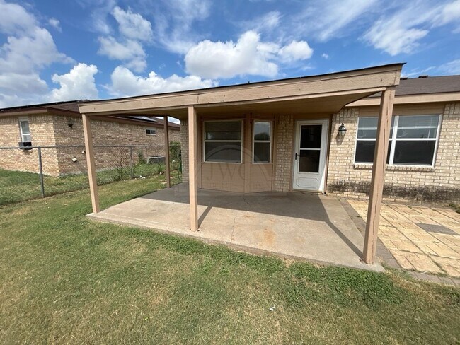 4406 Secretariat Dr in Killeen, TX - Building Photo - Building Photo