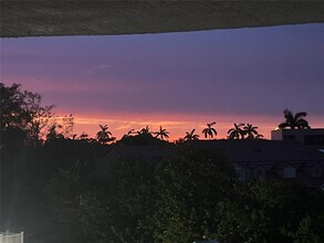 300 SW Golfview Terrace in Boynton Beach, FL - Building Photo - Building Photo