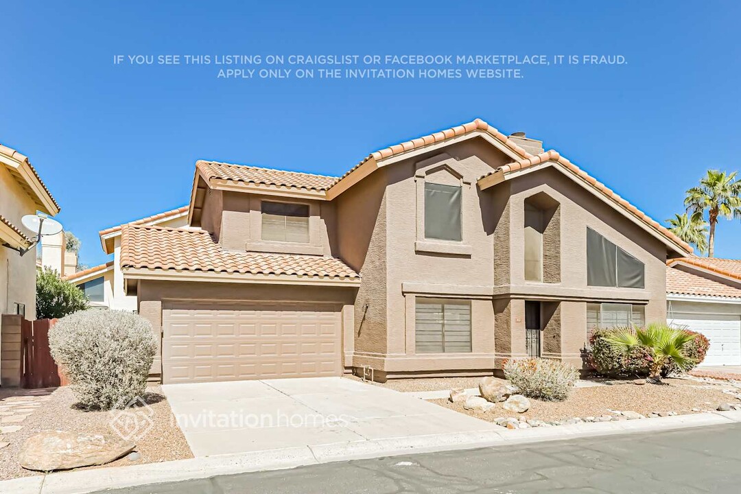 42 W Melody Ave in Gilbert, AZ - Building Photo