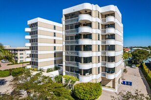 Lucerne in Naples, FL - Building Photo
