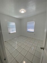 28 Majorca Ave-Unit -2 in Coral Gables, FL - Building Photo - Building Photo