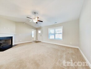 74 Hunter Fox Trail in Angier, NC - Building Photo - Building Photo