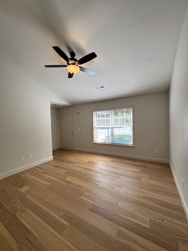 605 Jaguar Ln in Greer, SC - Building Photo - Building Photo