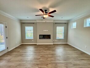 401 Perth Dr in Cartersville, GA - Building Photo - Building Photo