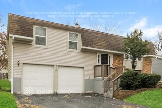 714 N Pinecrest Rd in Bolingbrook, IL - Building Photo - Building Photo