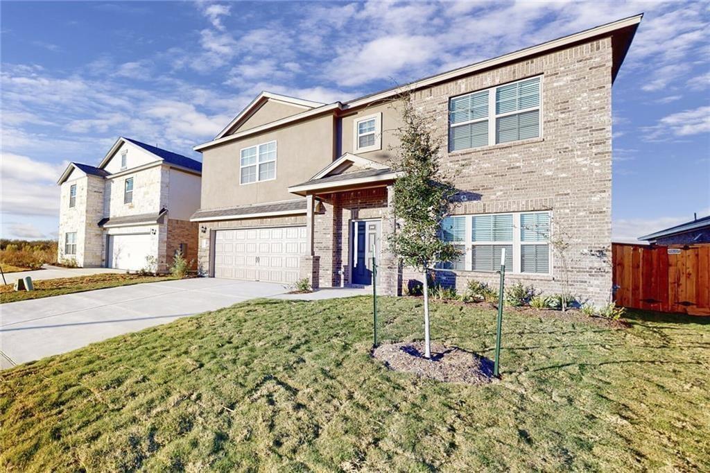 17212 Crowndale Dr in Manor, TX - Building Photo