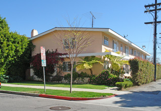 360 S Reeves Dr in Beverly Hills, CA - Building Photo - Building Photo