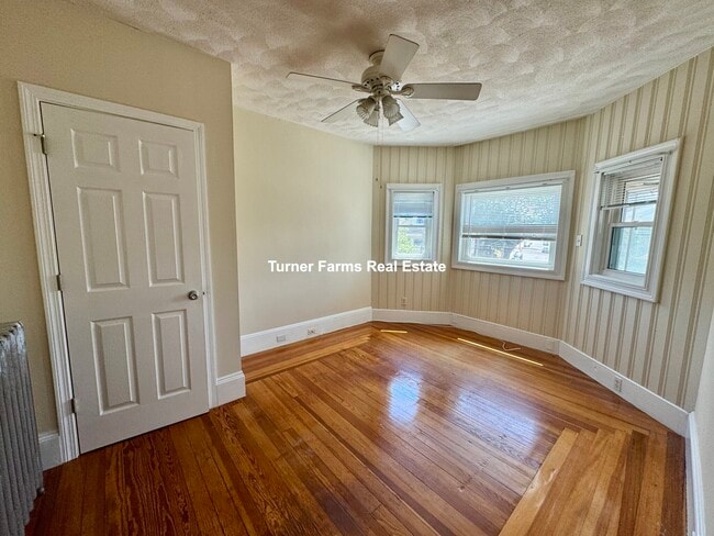 258 Boston Ave, Unit 3 in Medford, MA - Building Photo - Building Photo