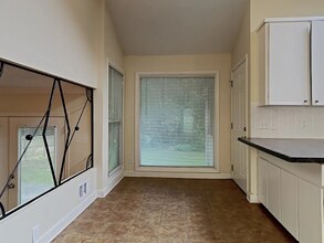 1144 Aurora Ct in Dunwoody, GA - Building Photo - Building Photo