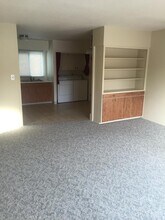 4619 5th Ave S, Unit 4 Plex in Great Falls, MT - Foto de edificio - Building Photo