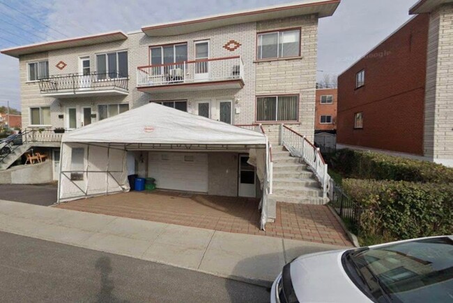 9559 Millen Av in Montréal, QC - Building Photo - Building Photo