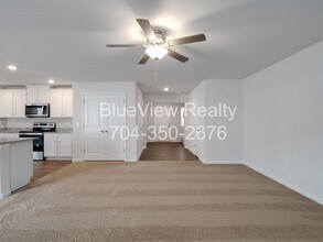 9346 Creedmore Hills Dr in Charlotte, NC - Building Photo - Building Photo