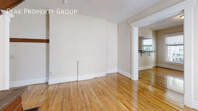 180-182-182 W 8th Ave in Columbus, OH - Building Photo - Building Photo