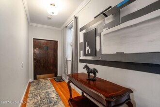 140 Clinton St in Schenectady, NY - Building Photo - Building Photo