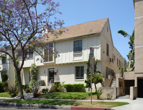 169 N La Peer Dr in Beverly Hills, CA - Building Photo - Building Photo