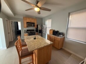 175 Gove St, Unit 3 in Boston, MA - Building Photo - Building Photo