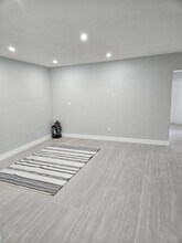 2010 NE 33rd St in Lighthouse Point, FL - Building Photo - Building Photo