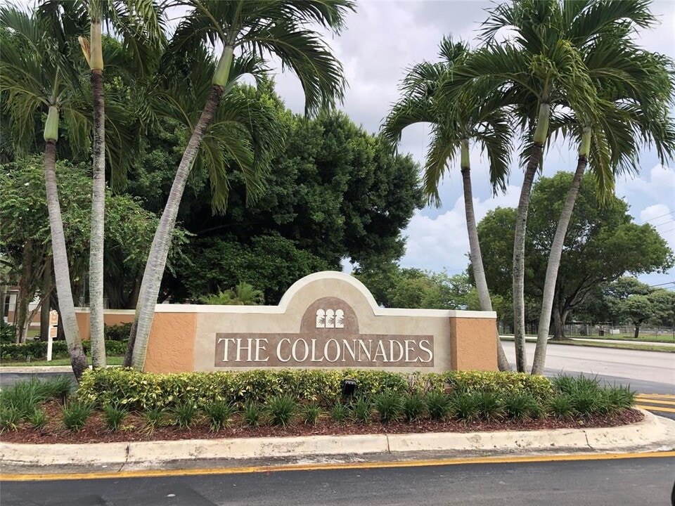 729 NW 92nd Ave, Unit 729 in Plantation, FL - Building Photo